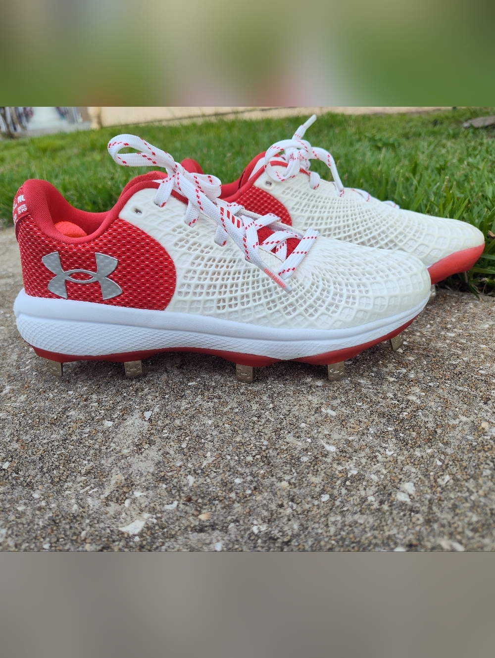 Under Armour Glyde 2.0 MT Metal Softball Cleats Fastpitch Women's Size 6 Good